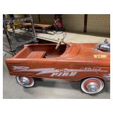 WFChief Fire pedal car
