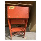 TWO STEP LADDER