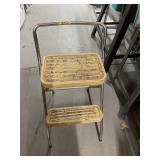 KITCHEN STEP STOOL