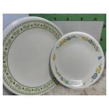 6 DINNER PLATES/ 4 DESSERT PLATES