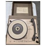 300-E CLASS ROOM RECORD PLAYER
