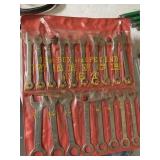 18 PCS WRENCHES 1/8-1/2