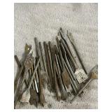 LARGE ASSORTMENT OF SPADE BITS