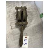 STEEL PULLY W/ HOOK