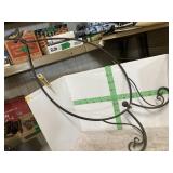 METAL PLANT HANGER 18X42