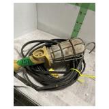 HEAVY DUTY TROUBLE LIGHT
