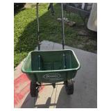 PLASTIC FERTILIZER SPREADER