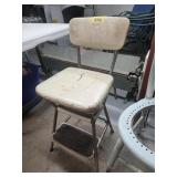 KITCHEN STEP STOOL