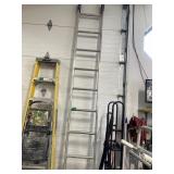 10 FT ALUMINUM LADDER