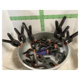 25 SPRING CLAMPS/HOG PAN