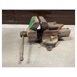 4 IN BENCH VICE