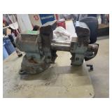 LARGE BENCH VICE ( Thread Issues )