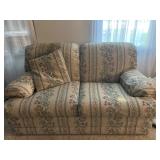LOVE SEAT
