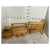 WOOD CATTLE TRUCK W/LOADING CHUTE & PANELS