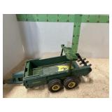 JD MANUER SPREADER