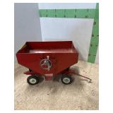 SIDE DELIVERY WAGON