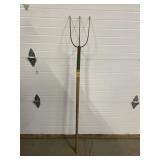 3 TINE PITCH FORK