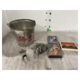 SNAP ON PLAYING CARDS STROHS BEER BUCKET