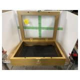 DISPLAY CASE  19" X 15" X 4"