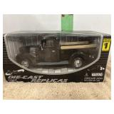 DIE CAST REPLICA FORD PICKUP