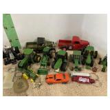 1/64TH TRACTORS & TRUCKS