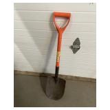 ROUND SHOVEL W/ PLASTIC HANDLE