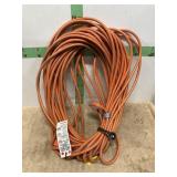 100 FT EXTENSION CORD