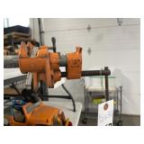 PIPE CLAMP 1/2X32"