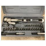 QT. IN. RIGHT ANGLE SCREWDRIVER W/ BITS