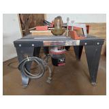 SMALL CRAFTSMAN ROUTER TABLE W/1-1/2HP ROUTER
