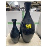 PAIR OF PLACTIC VASE 22" & 15"