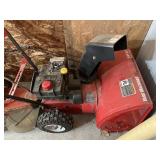 MTD YARD MACHINE 5 HP/22"TWO STAGE SNOW BLOWER