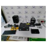 LOT OF THE FOLLOWING ITEMS:1PC USB CHARGER