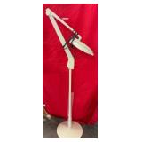 Desk Standing Magnifying Lamp w/Light