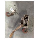 Manual Hand Winch with Cable and Hooks