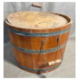 Wooden Bucket w/17' wide x 11' tall
