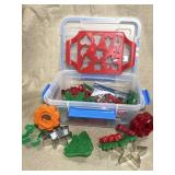 Ezystorage Box w/Cookie Cutters