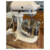 KitchenAid K5SS Stand Mixer w/Attachments