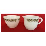 Pyrex Spring Blossom Creamer & Sugar Set w/lid
