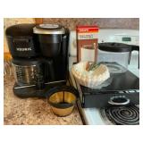 Keurig Coffee Maker w/extra Carafe & Coffee Mill