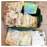 Vtg Floral Sheets in Tote
