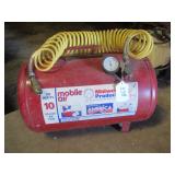 10-GALLON MOBILE AIR TANK