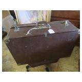 VTG TROTRUNK TRUNK W/ LOCK KEY