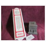 METAL HANLEY IMPLEMENT THERMOMETER + METAL COIN