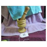 WOOD MORTAR & PESTLE