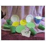 13-PIECE VTG AKRO AGATE DOLL DISHES
