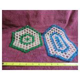 (2) BEADED TRIVET TABLE MATS