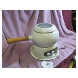 VTG FONDUE POT - GC