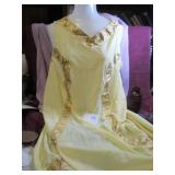 HENSON KICKERNICK SHEER YELLOW GOLD TRIM...