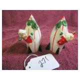 VTG SANTA + MRS. CLAUS S&PS - SOME CHIPS